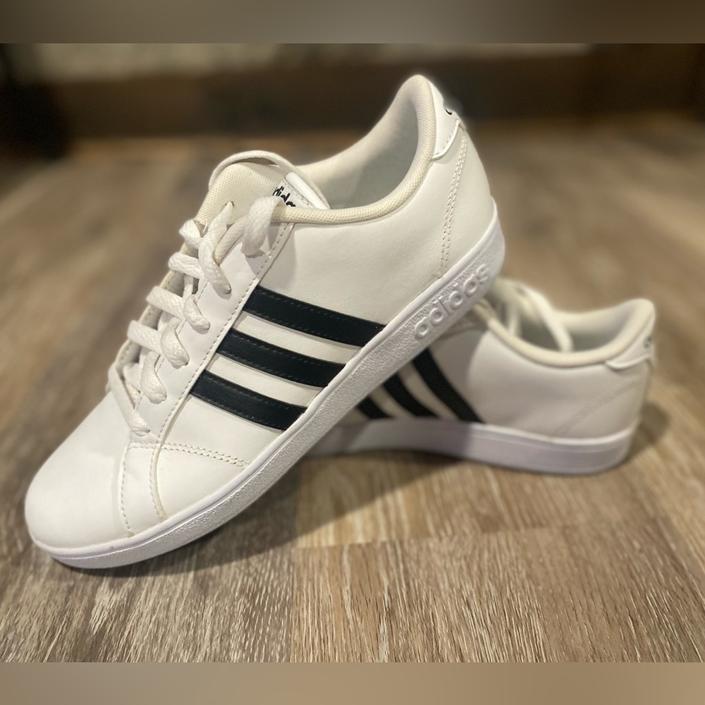 Adidas grand court